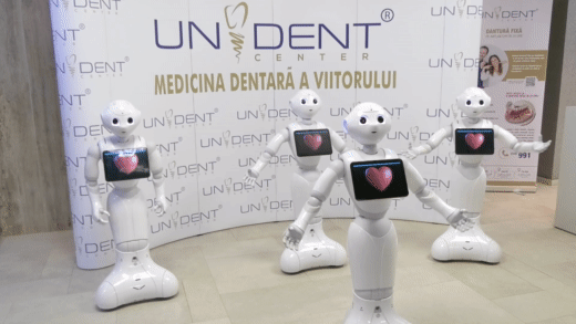 |Pepper robot unident|Rolul robotilor sociali in pandemie||