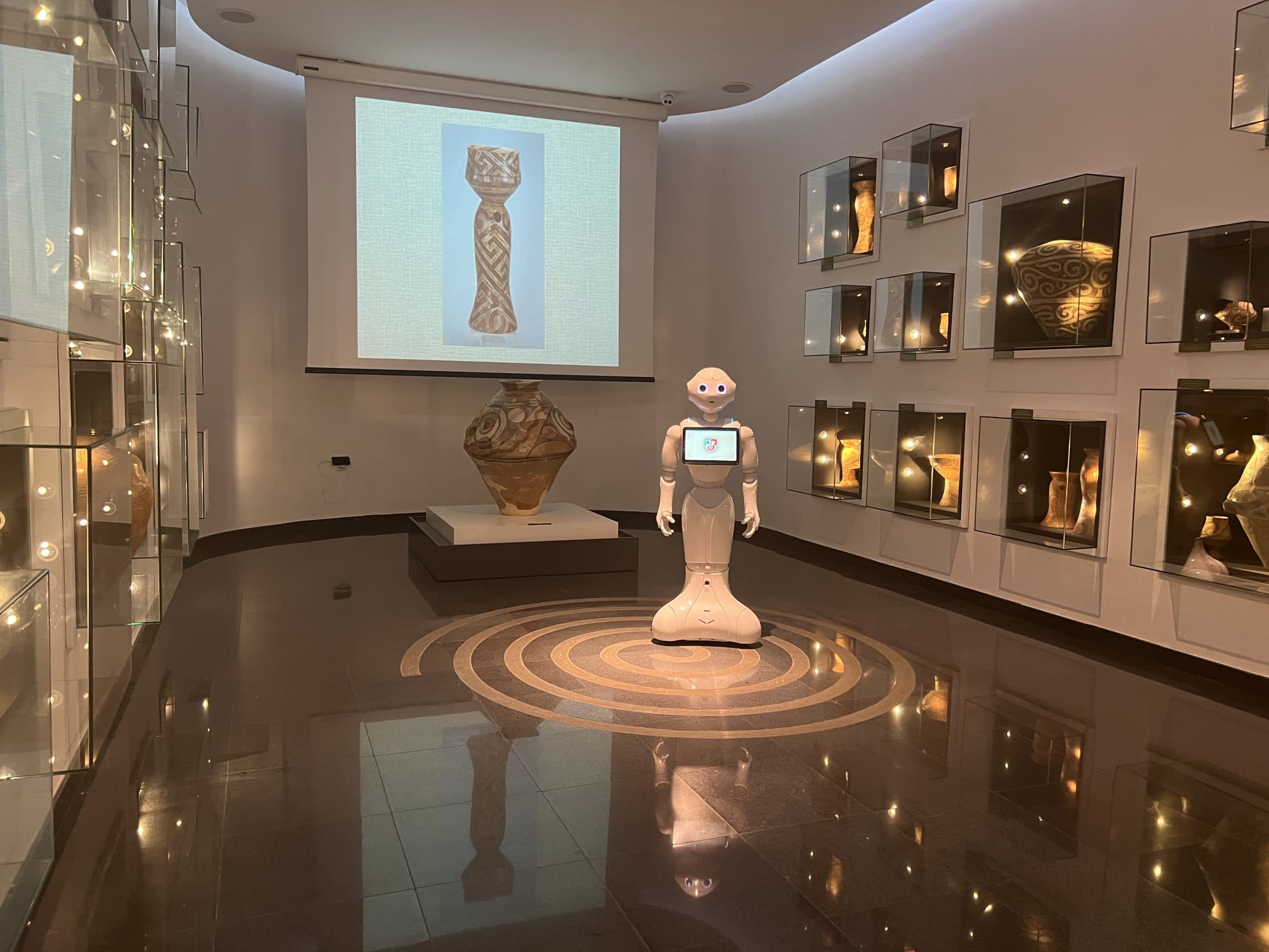 |Pepper robot la muzeu||||